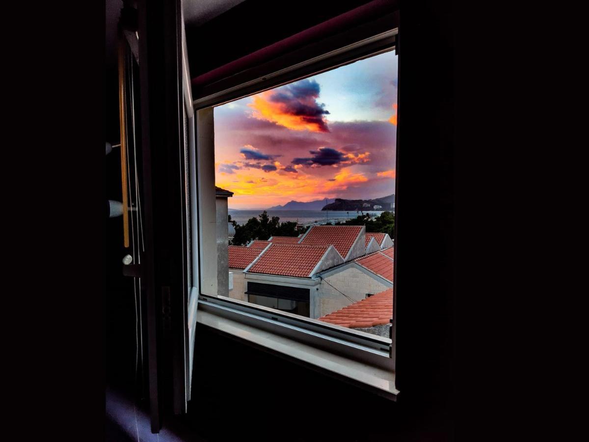 Apartments Jd Tucepi Luaran gambar