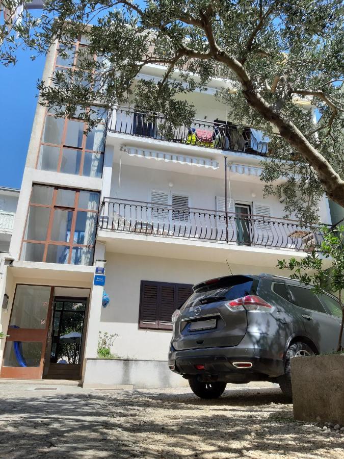 Apartments Jd Tucepi Luaran gambar